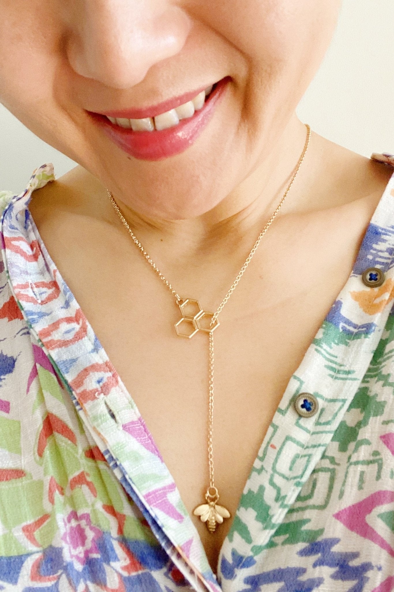 Bee With Me Necklace - The Kindness Cause Gifts That Give Back Jewelry