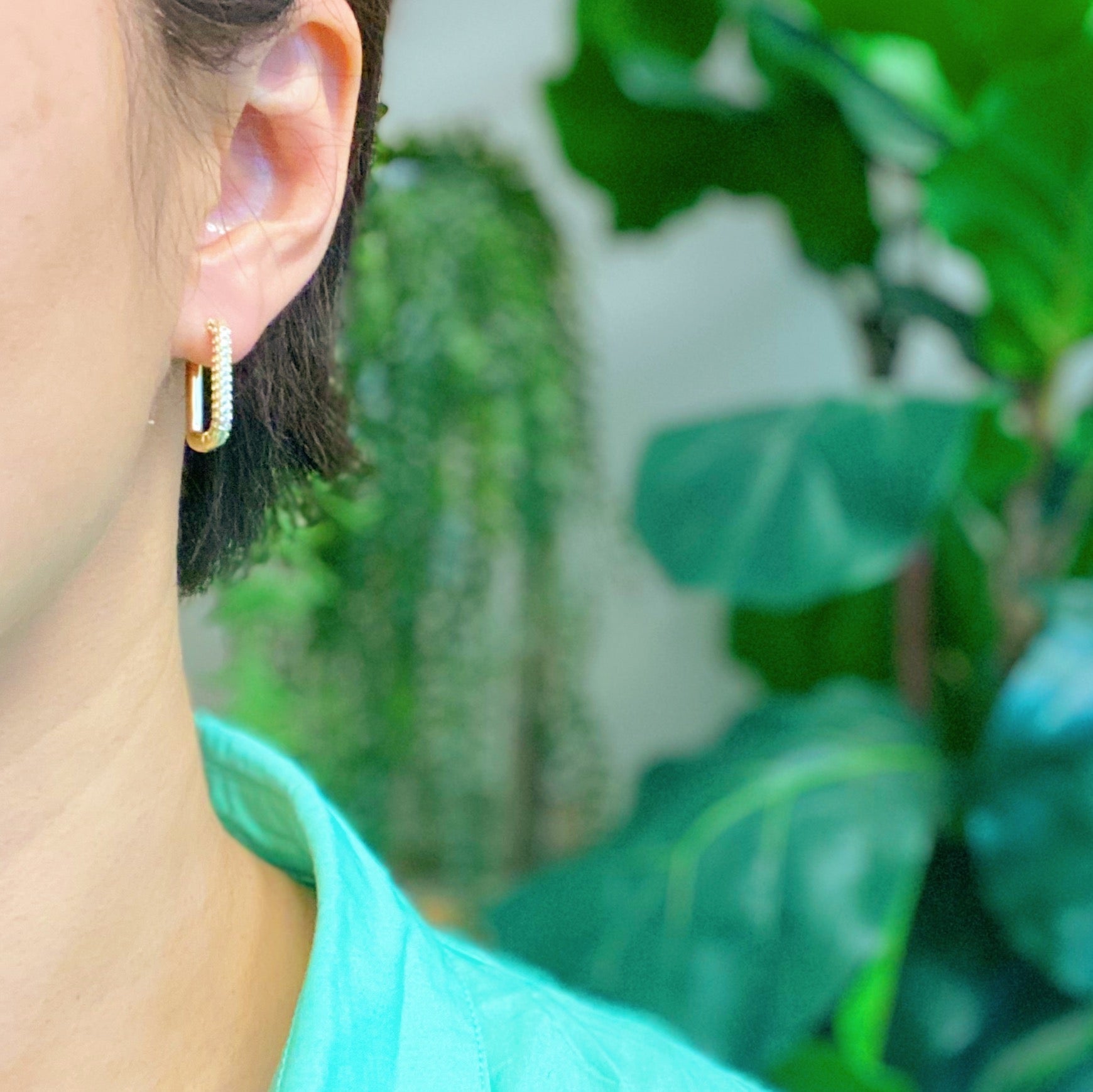 So Chic Hoop Earrings - The Kindness Cause